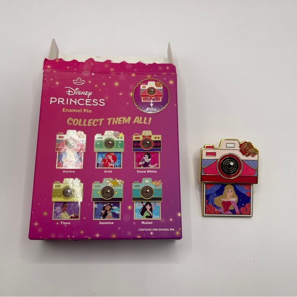 Disney Princess Camera Sliding Enamel Pin - BoxLunch Aurora Sleeping Beauty - Picture 5 of 6